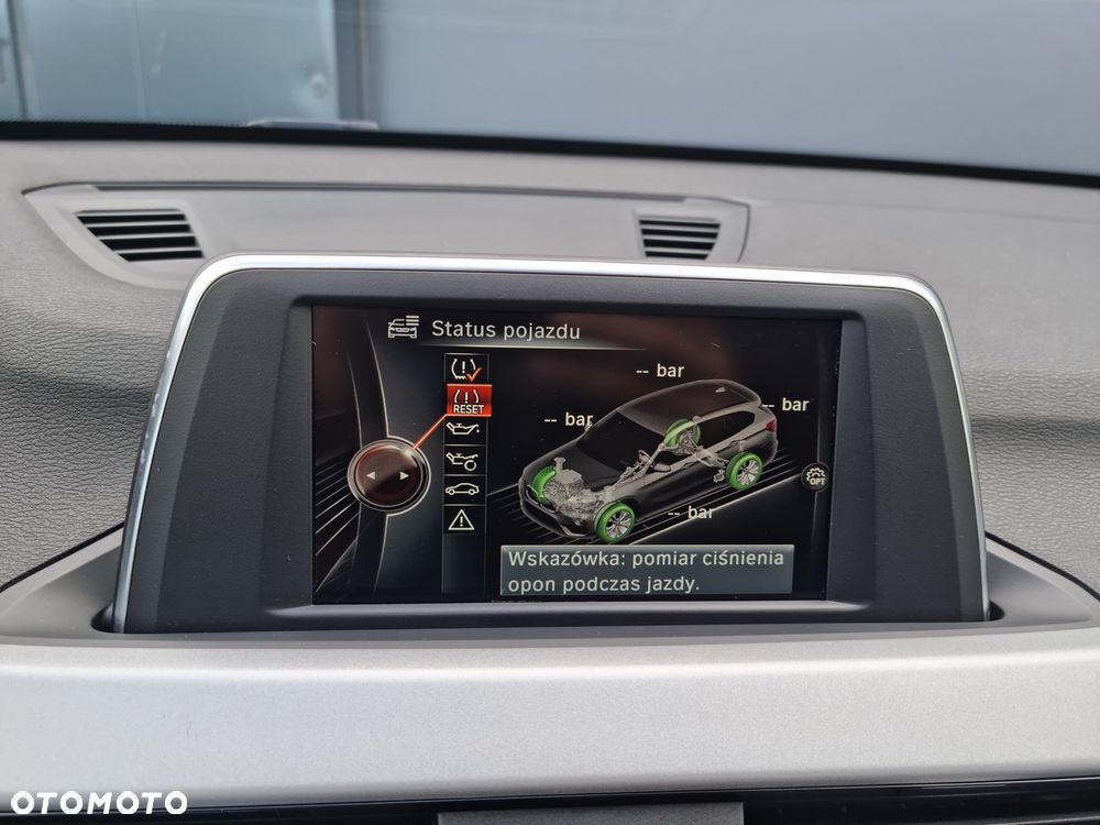 BMW X1 sDrive18i - 28