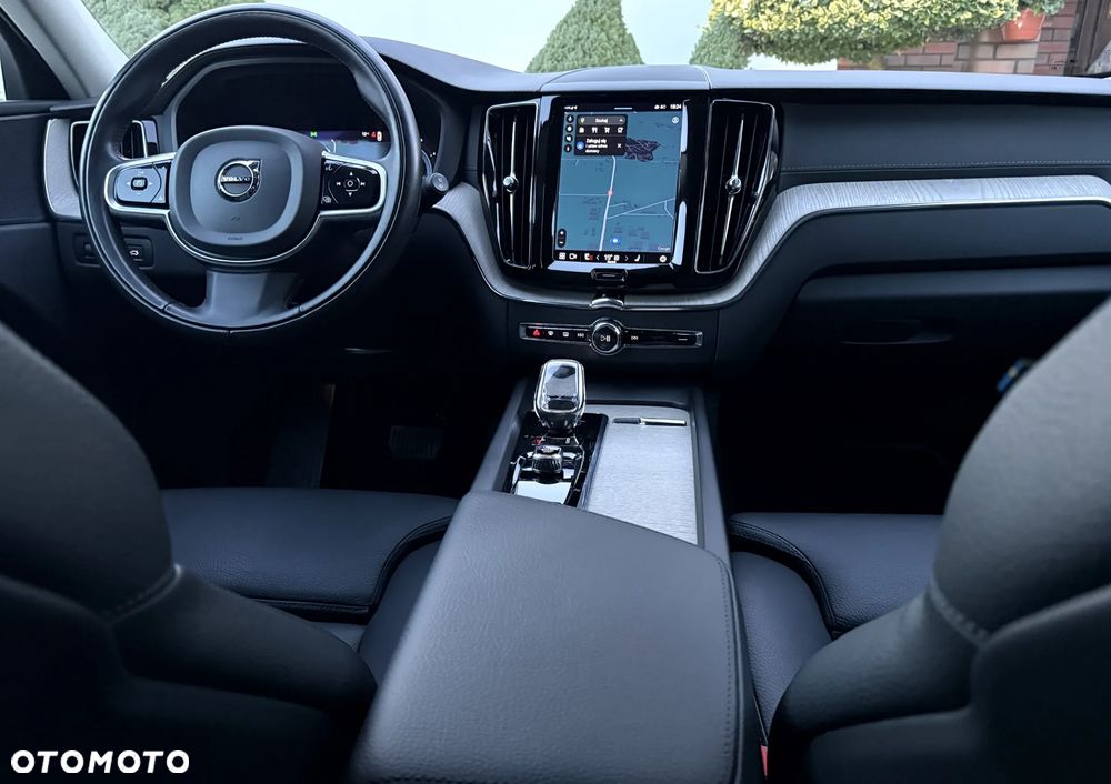 Volvo XC 60 B5 D AWD Geartronic Inscription - 9