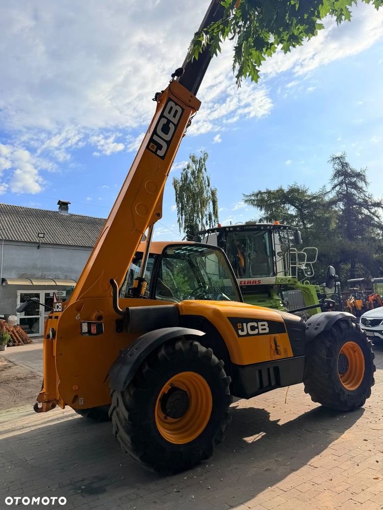 JCB 541-70 AGRI SUPER - 12