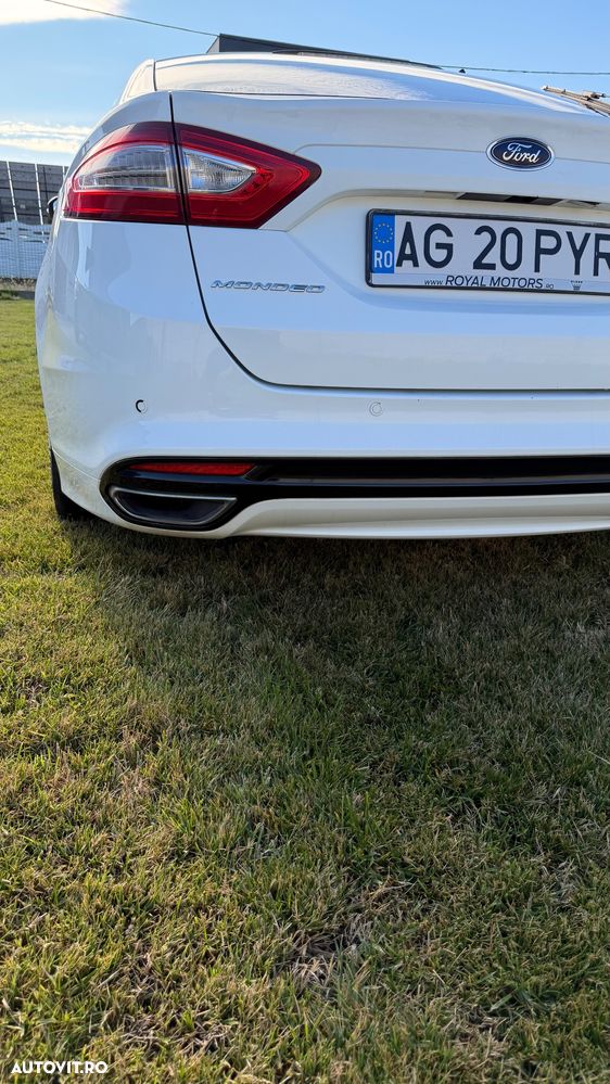 Ford Mondeo 2.0 TDCi Start-Stopp PowerShift-Aut Titanium - 4