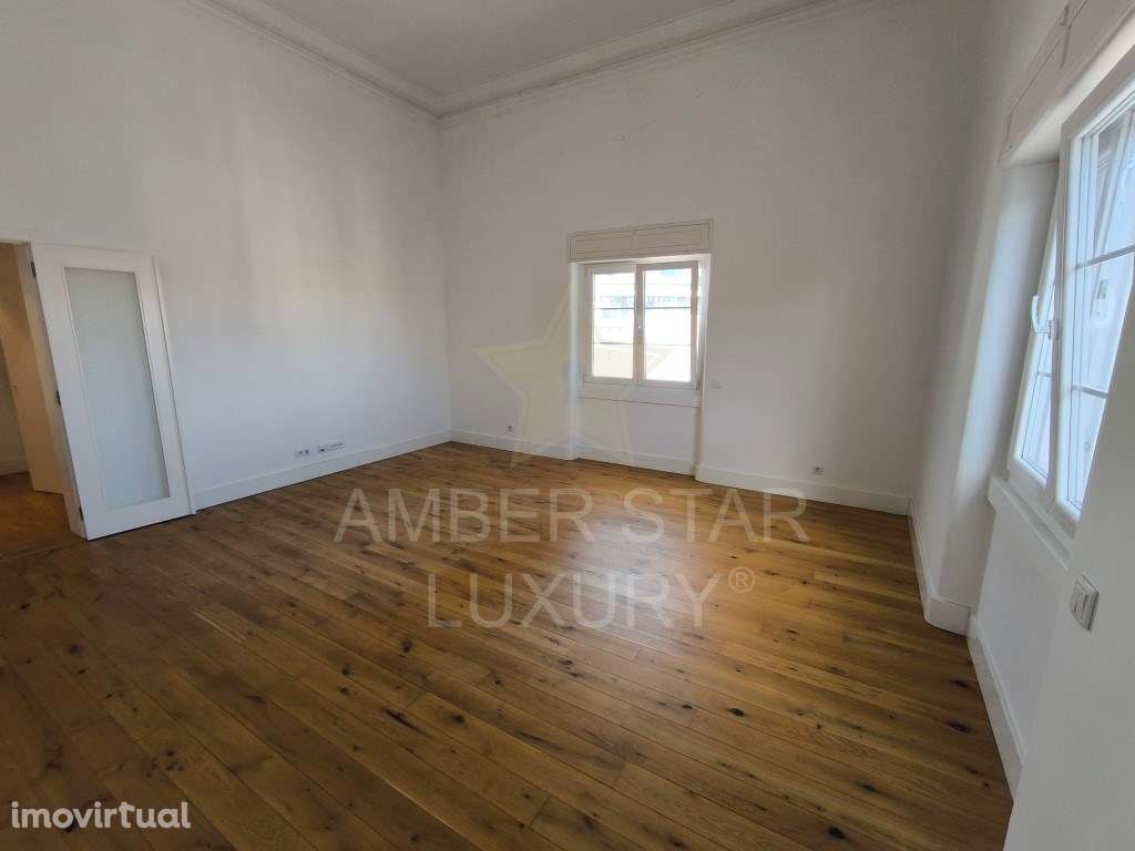 Apartamento T4, moderno no Centro de Lisboa com Excelente Localização - Grande imagem: 3/16