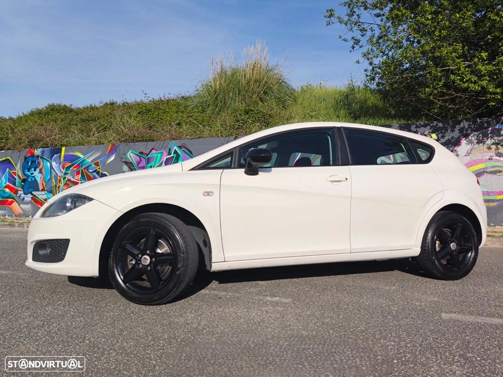 SEAT Leon 1.6 TDI DPF E-Ecomotive Reference Copa - 9