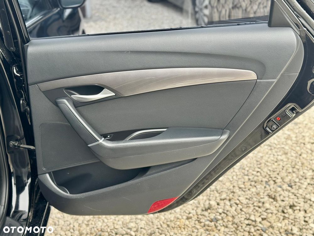 Hyundai i40 Kombi blue 1.7 CRDi Premium - 15