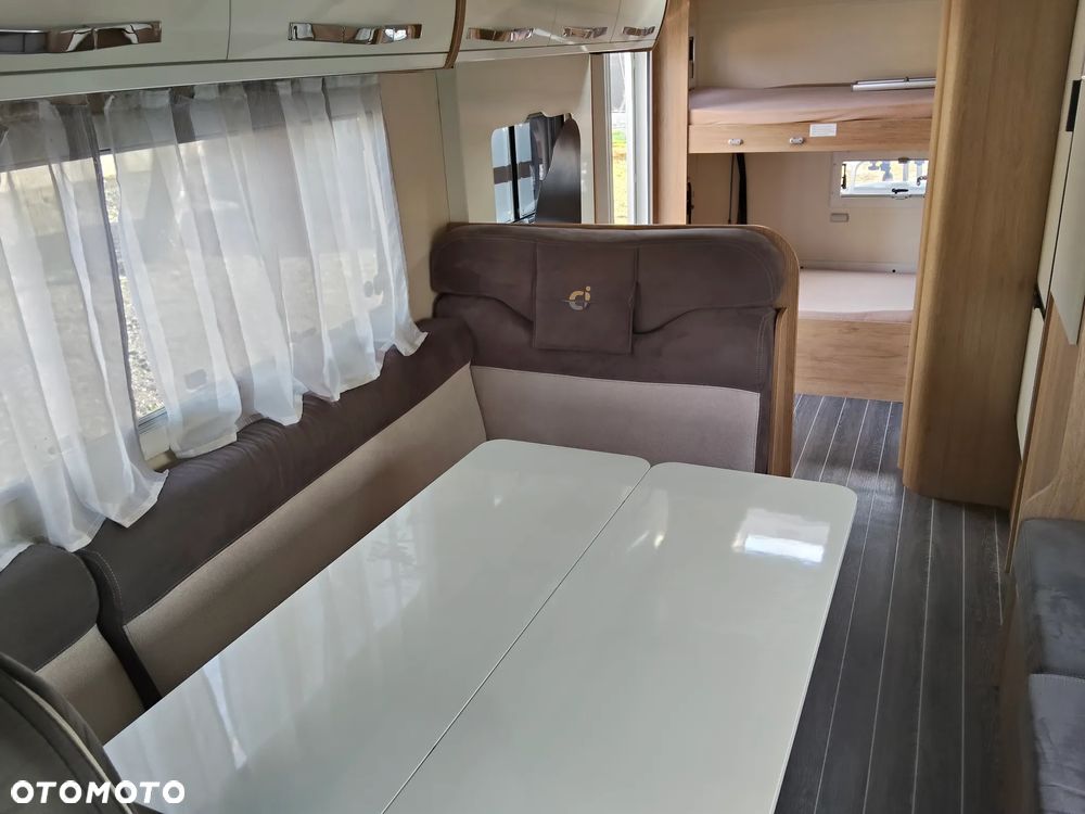 CI Horon 74XT Ford Transit - 23