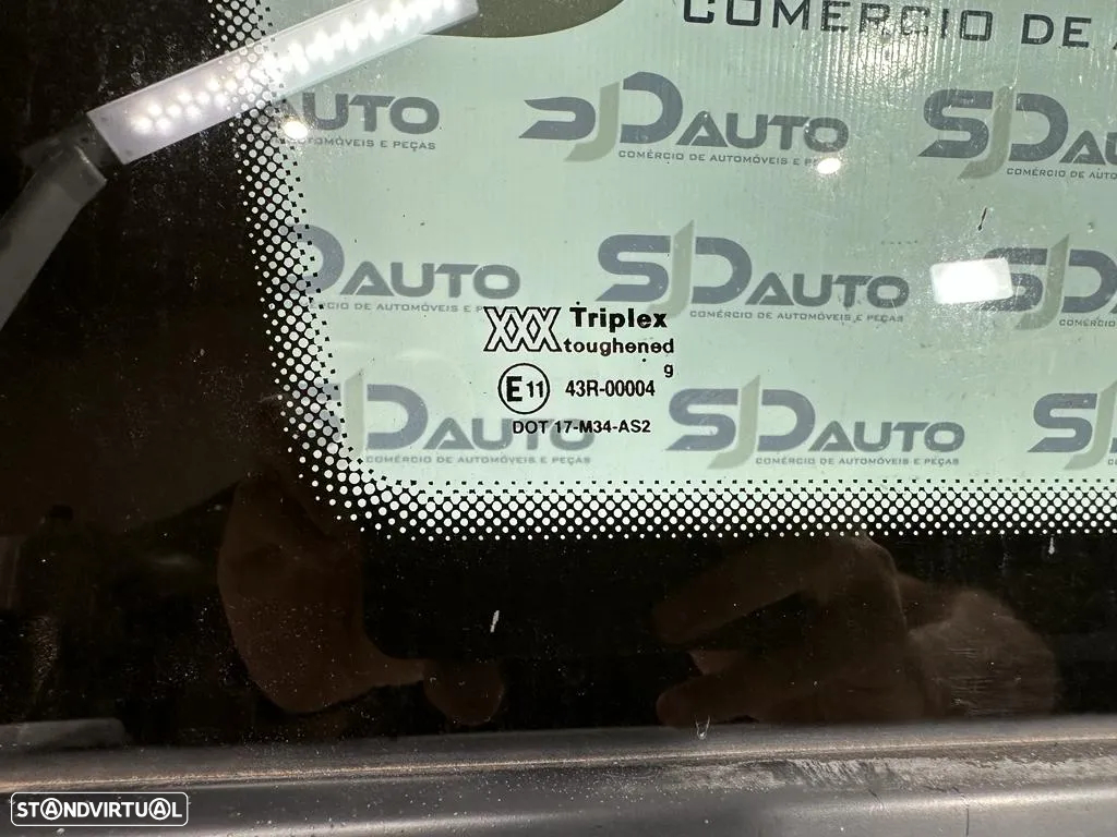 Vidro Painel Trás Esquerdo - Range Rover P38 - 2