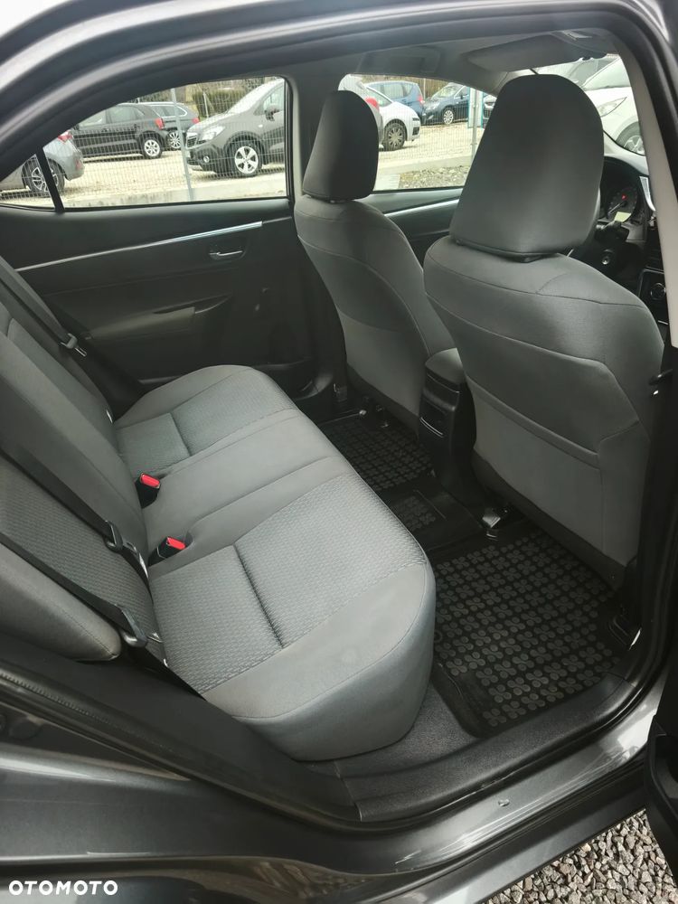 Toyota Corolla 1.6 Premium - 17