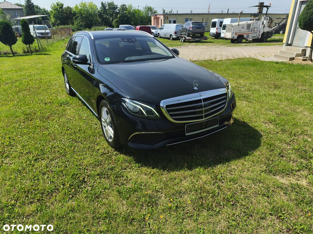 Mercedes-Benz Klasa E 220 d 9G-TRONIC Avantgarde - 5