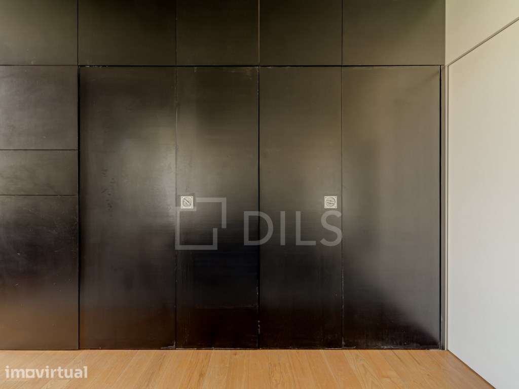 Apartamento T1 duplex com varandas, na Av. da Liberdade - Grande imagem: 4/20