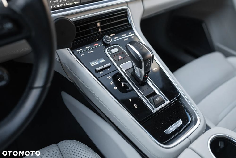 Porsche Panamera Turbo S - 31