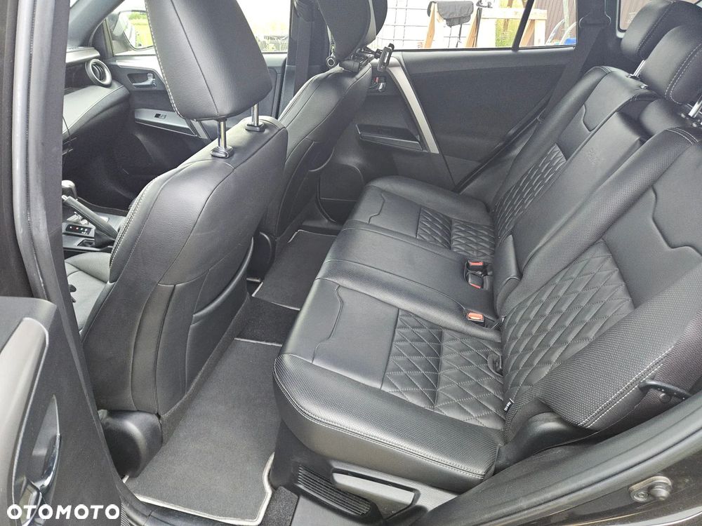 Toyota RAV4 Hybrid Prestige 4x2 - 32