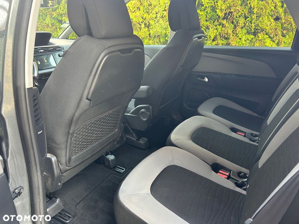 Citroën C4 Picasso - 12