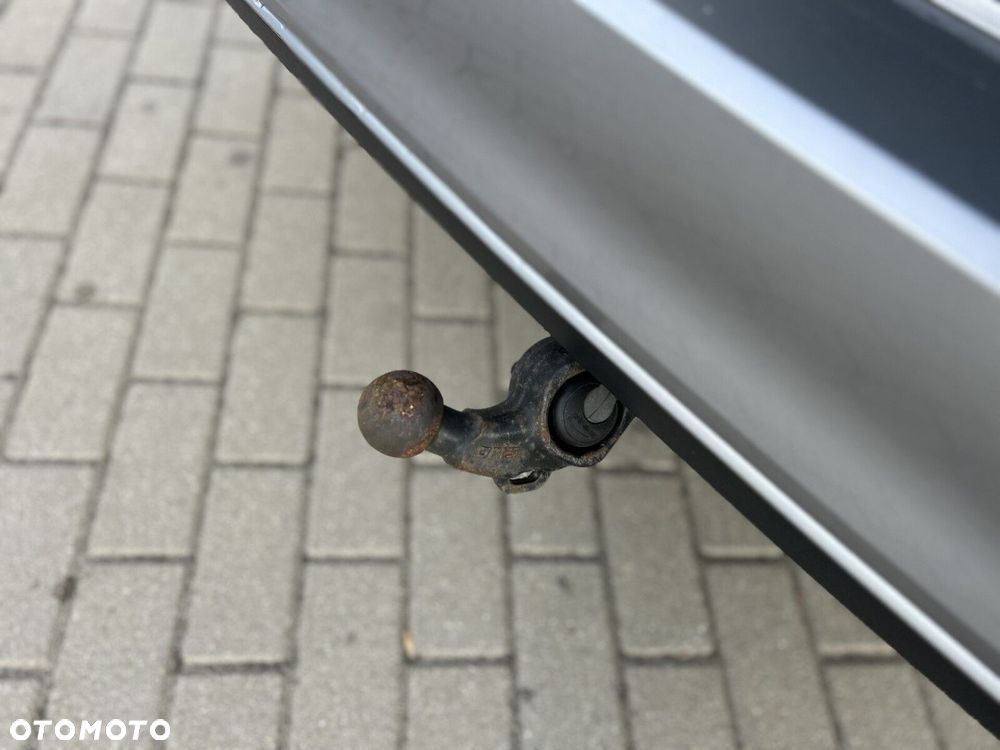 Volkswagen Passat Variant 2.0 TDI EVO Business - 33