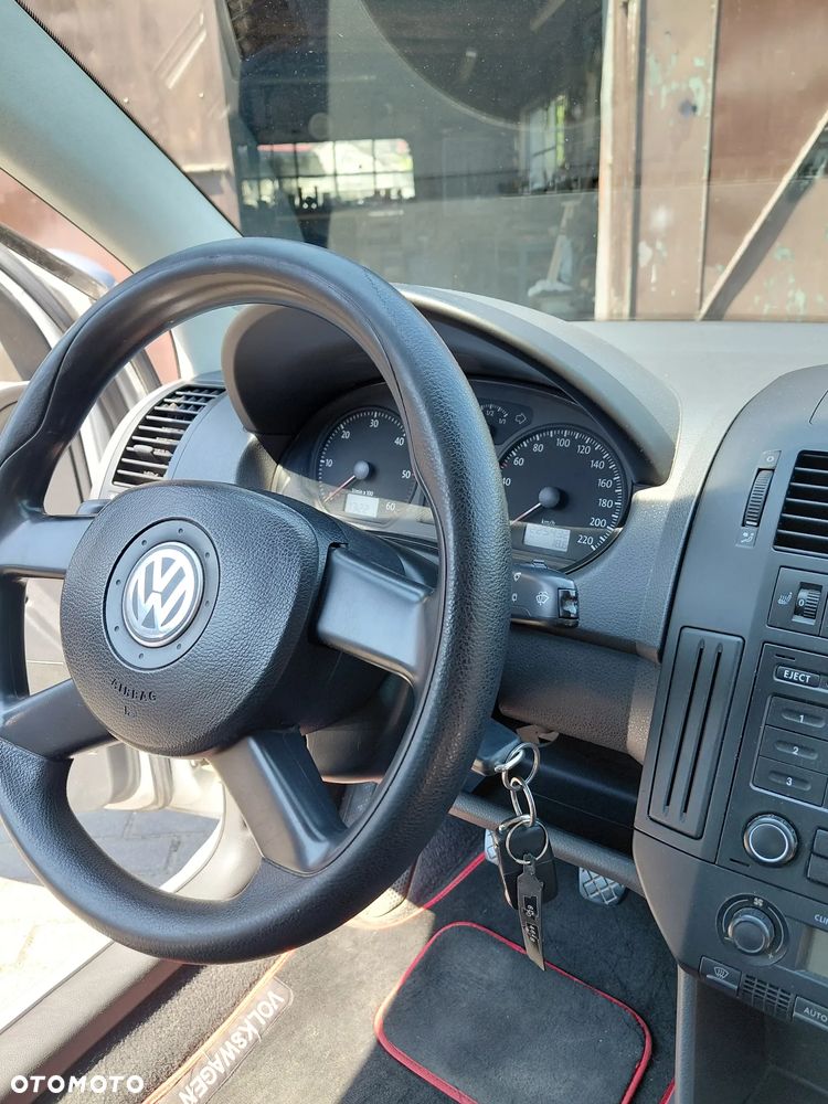 Volkswagen Polo 1.4 TDI Trendline - 11