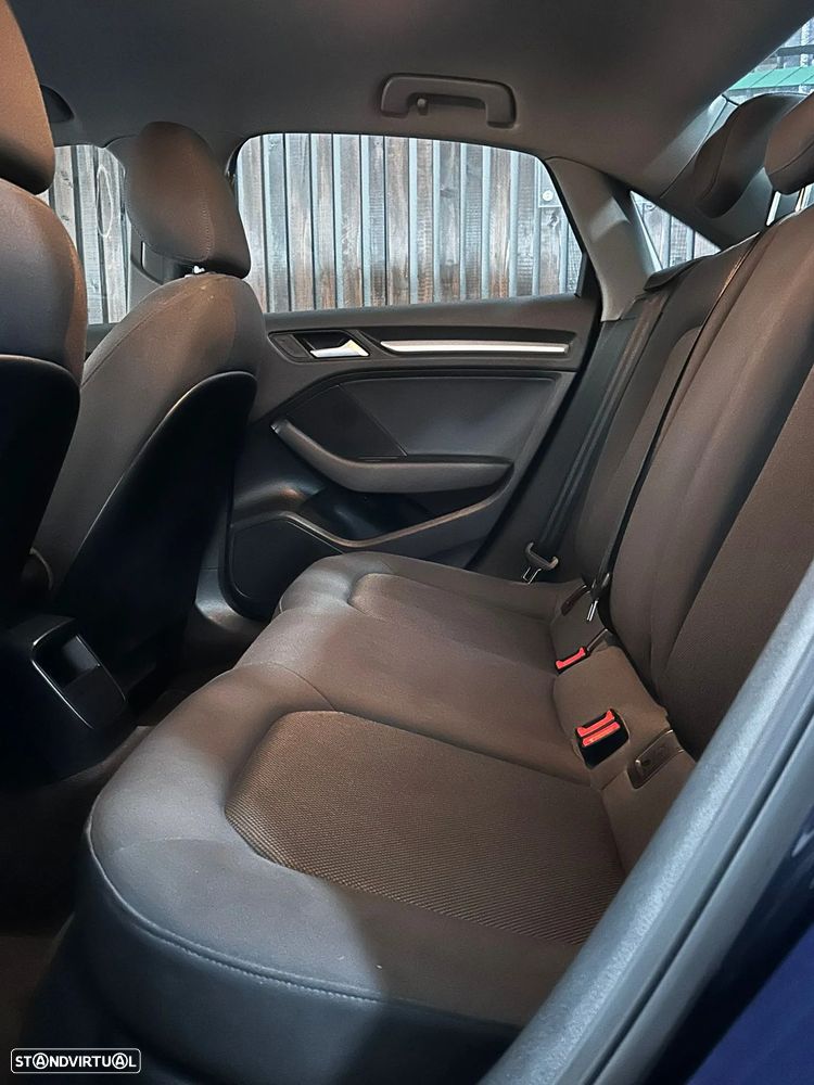 Audi A3 Limousine 1.6 TDI Design - 11