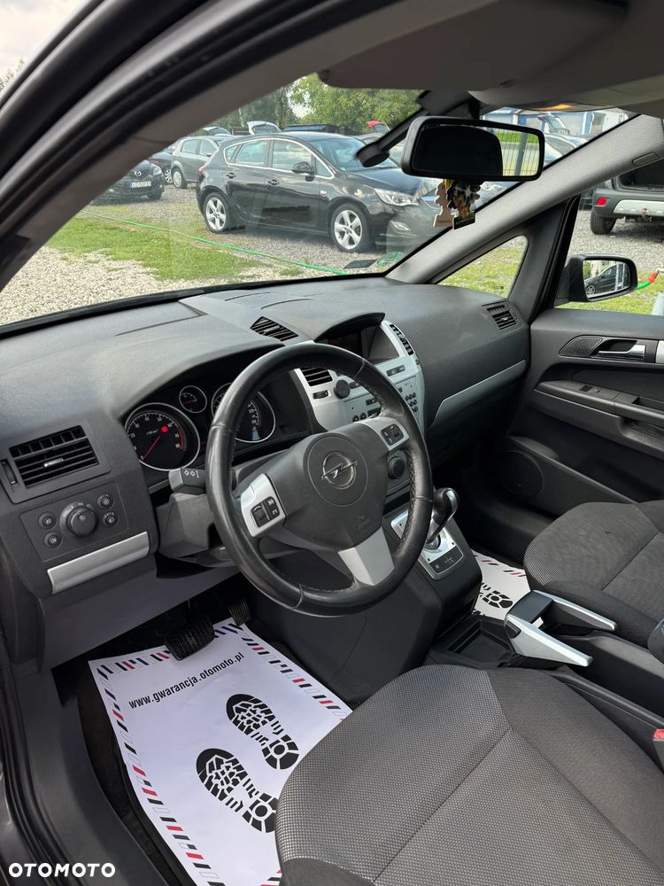 Opel Zafira 1.8 Cosmo EasyTronic - 5