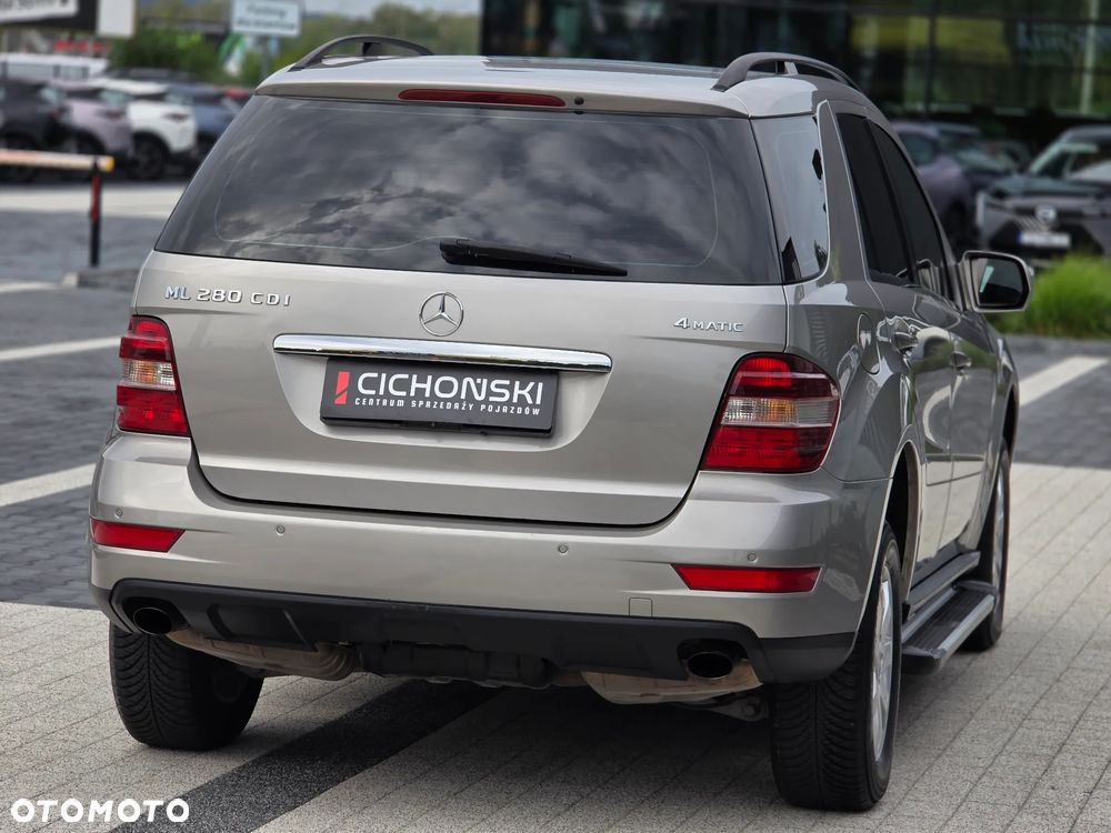 Mercedes-Benz ML - 10