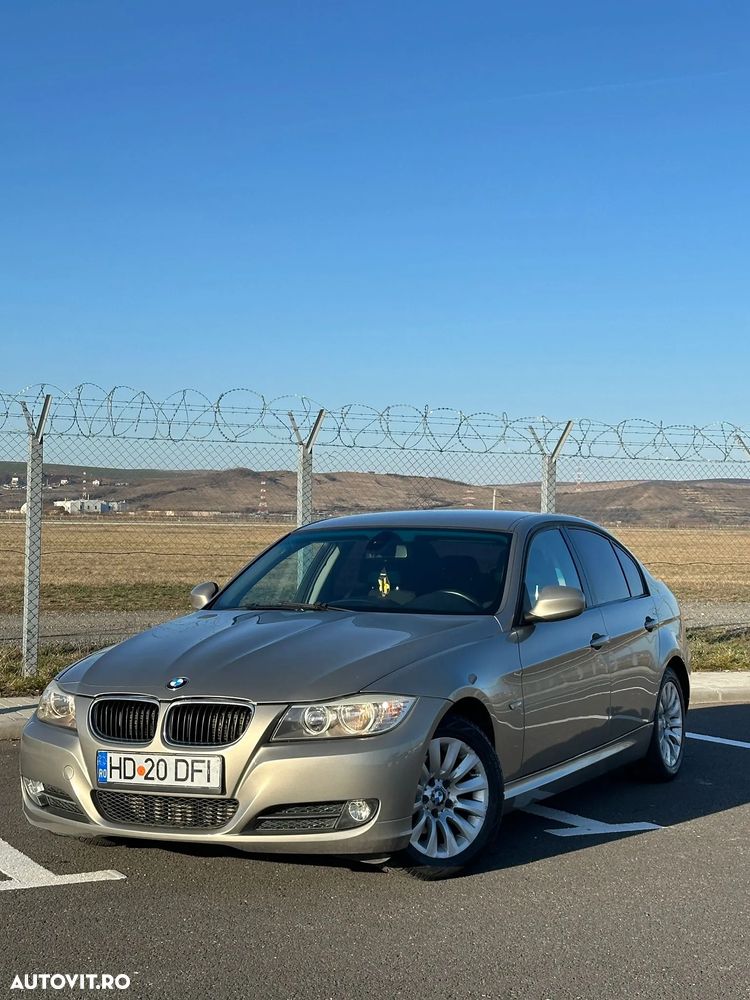 BMW Seria 3 318d DPF - 1