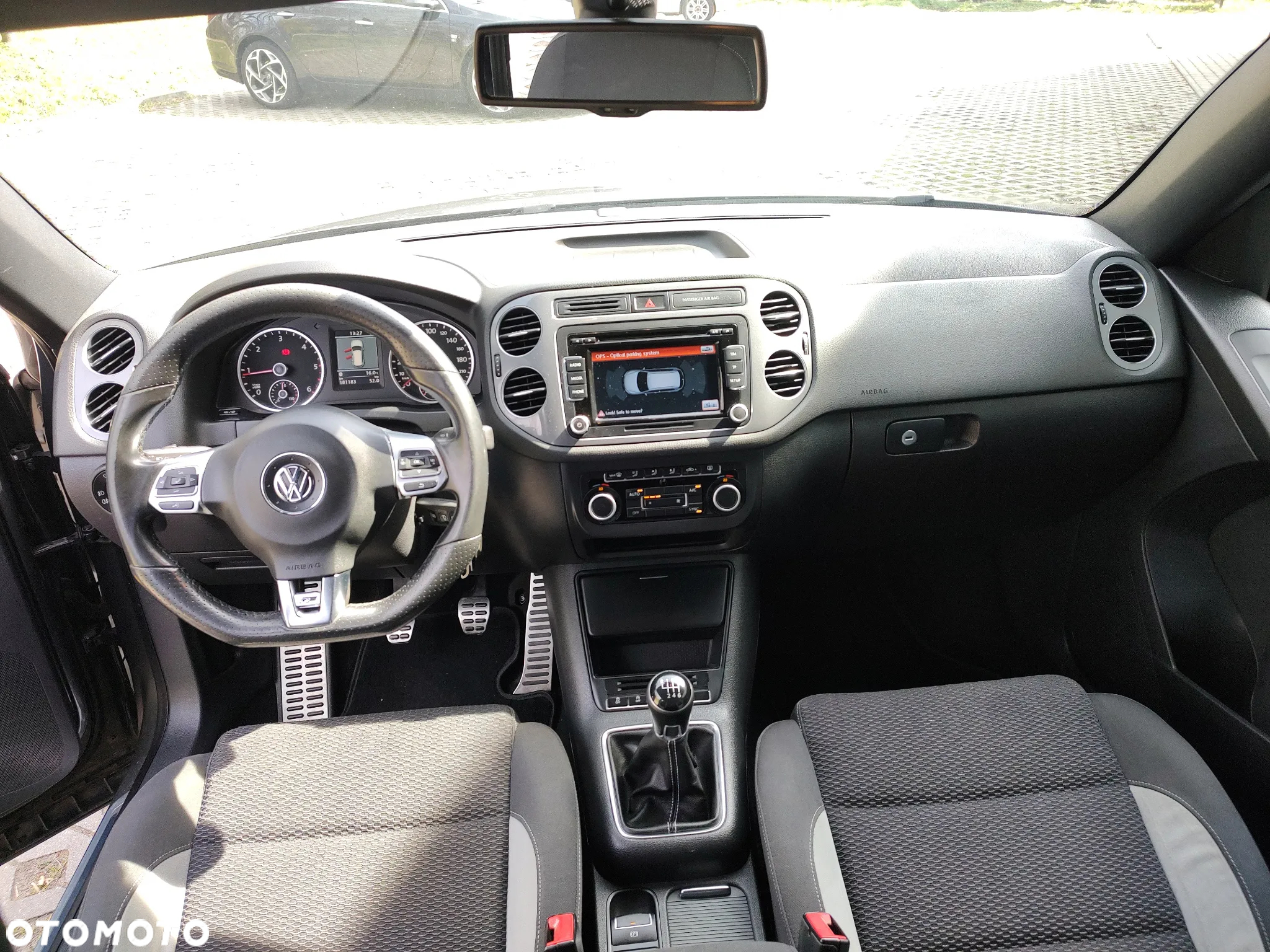 Volkswagen Tiguan - 21
