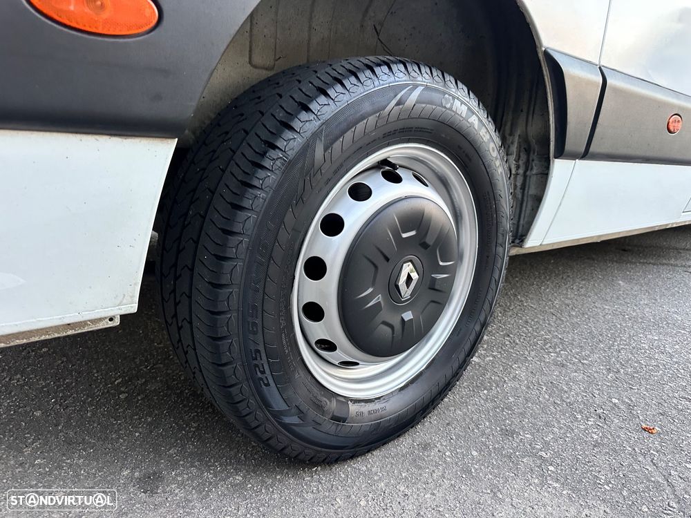 Renault Master 17 Lugares - 19