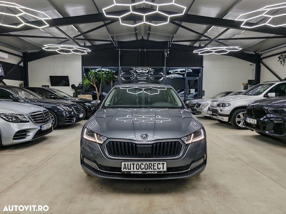 Skoda Octavia 2.0 TDI DSG Sport Edition - 1
