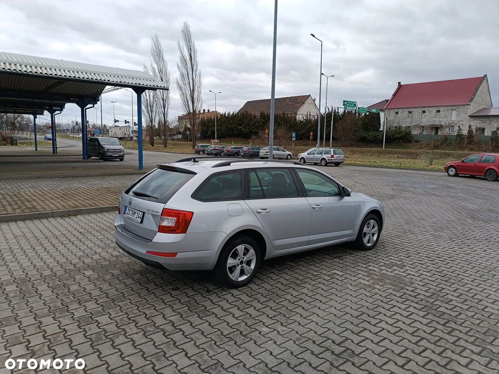 Skoda Octavia Combi 1.6 TDI Green tec DSG Elegance - 7