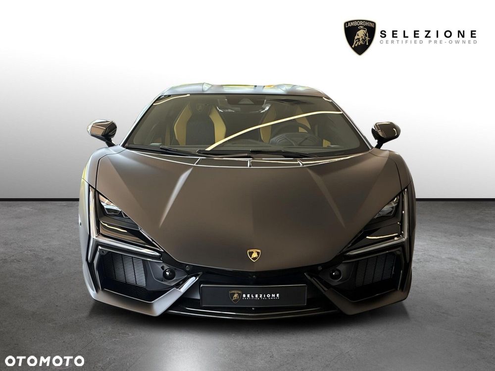 Lamborghini Revuelto - 6