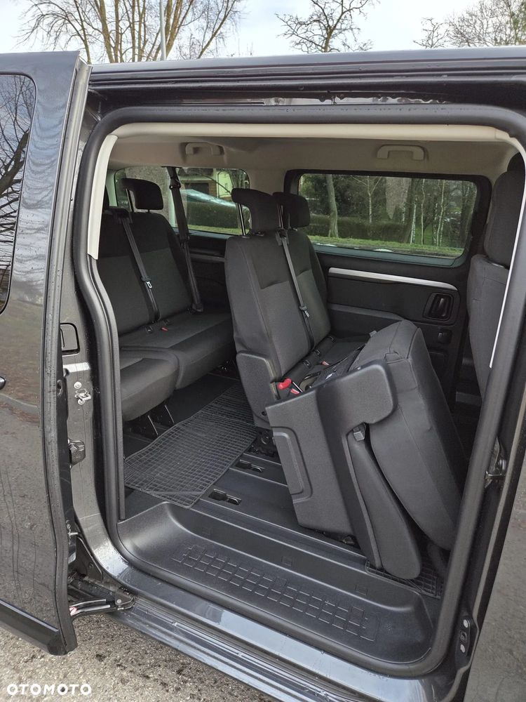 Peugeot Traveller 2.0 BlueHDi Long Business EAT8 - 16