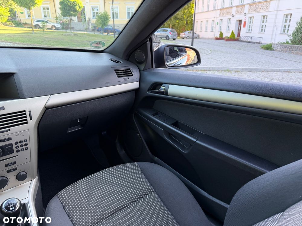 Opel Astra 1.6 Selection - 23