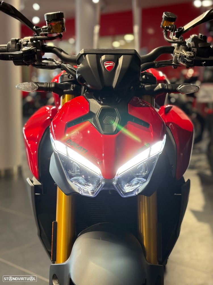 Ducati Streetfighter V2 S - 3