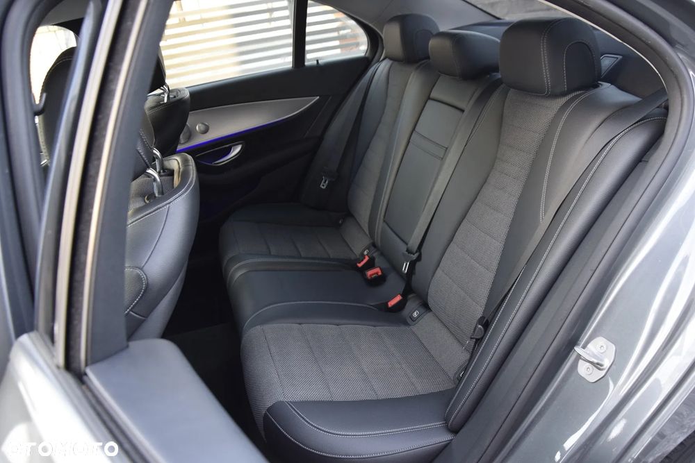 Mercedes-Benz Klasa E 200 9G-TRONIC Avantgarde - 27