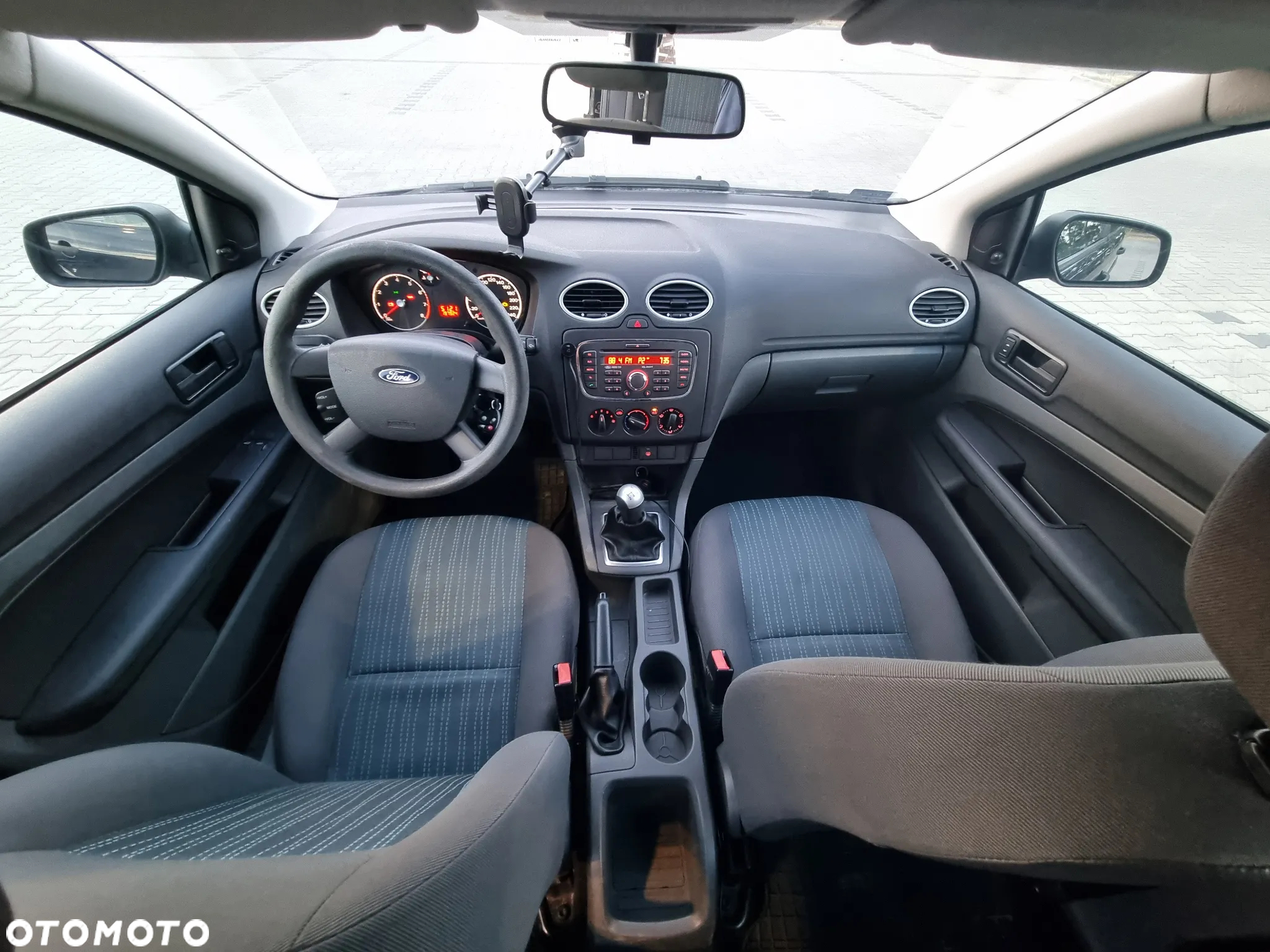 Ford Focus 1.4 Trend - 9
