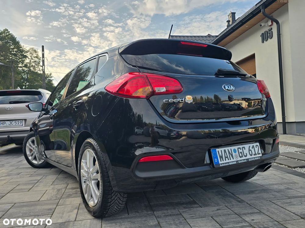 Kia Ceed 1.4 CVVT Dream Team Edition - 14