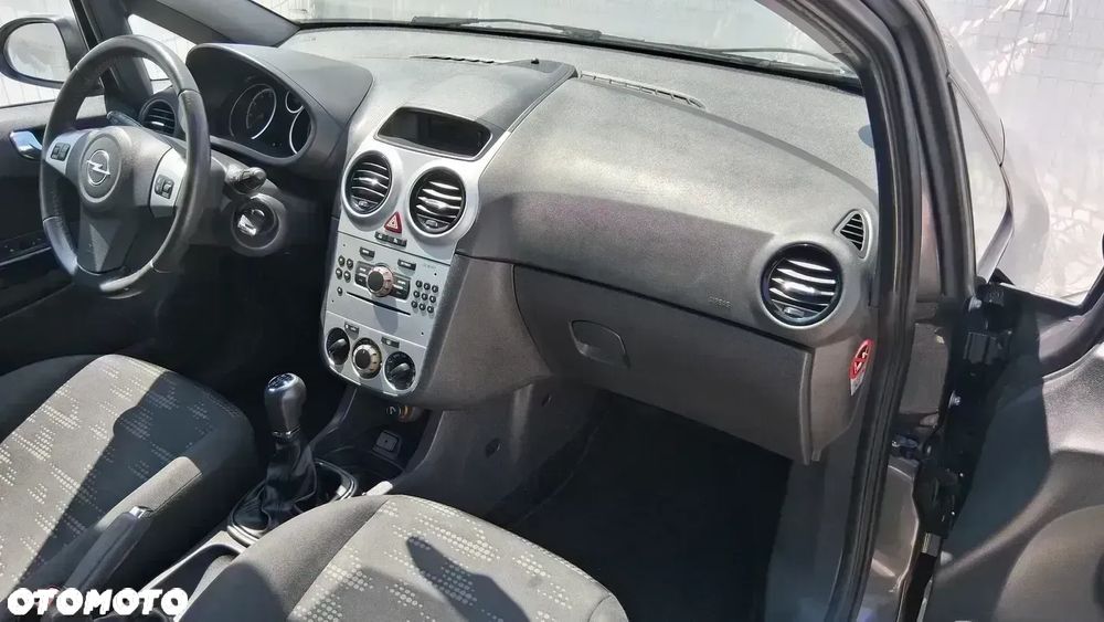 Opel Corsa 1.2 16V Color Edition - 11