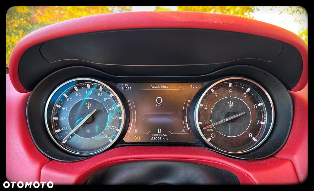 Maserati Ghibli S Modena - 10