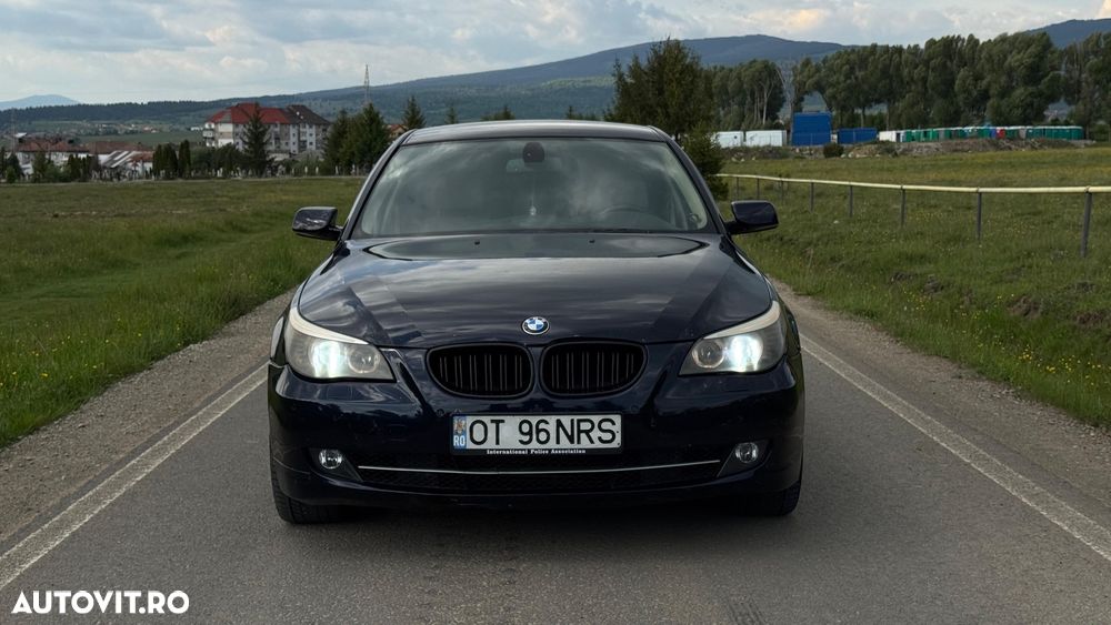 BMW Seria 5 520d - 7