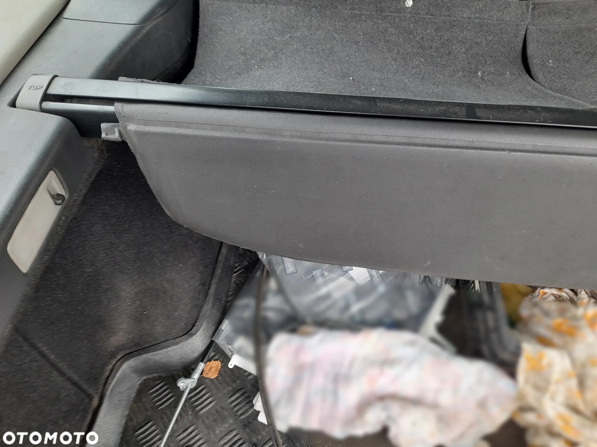 TOYOTA COROLLA E12 ROLETA BAGAŻNIKA - 12