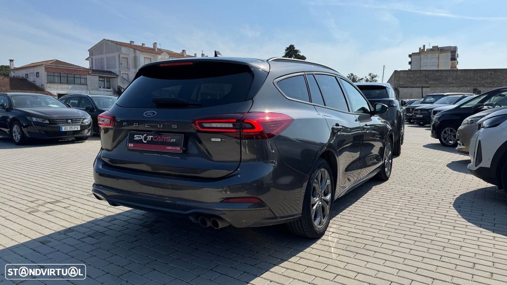 Ford Focus SW 1.0 EcoBoost MHEV ST-Line Aut. - 2