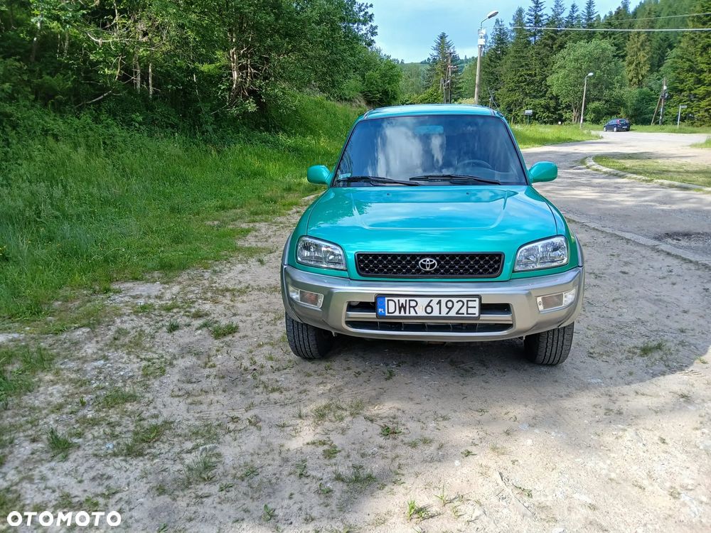 Toyota RAV4 2.0 Fun - 12