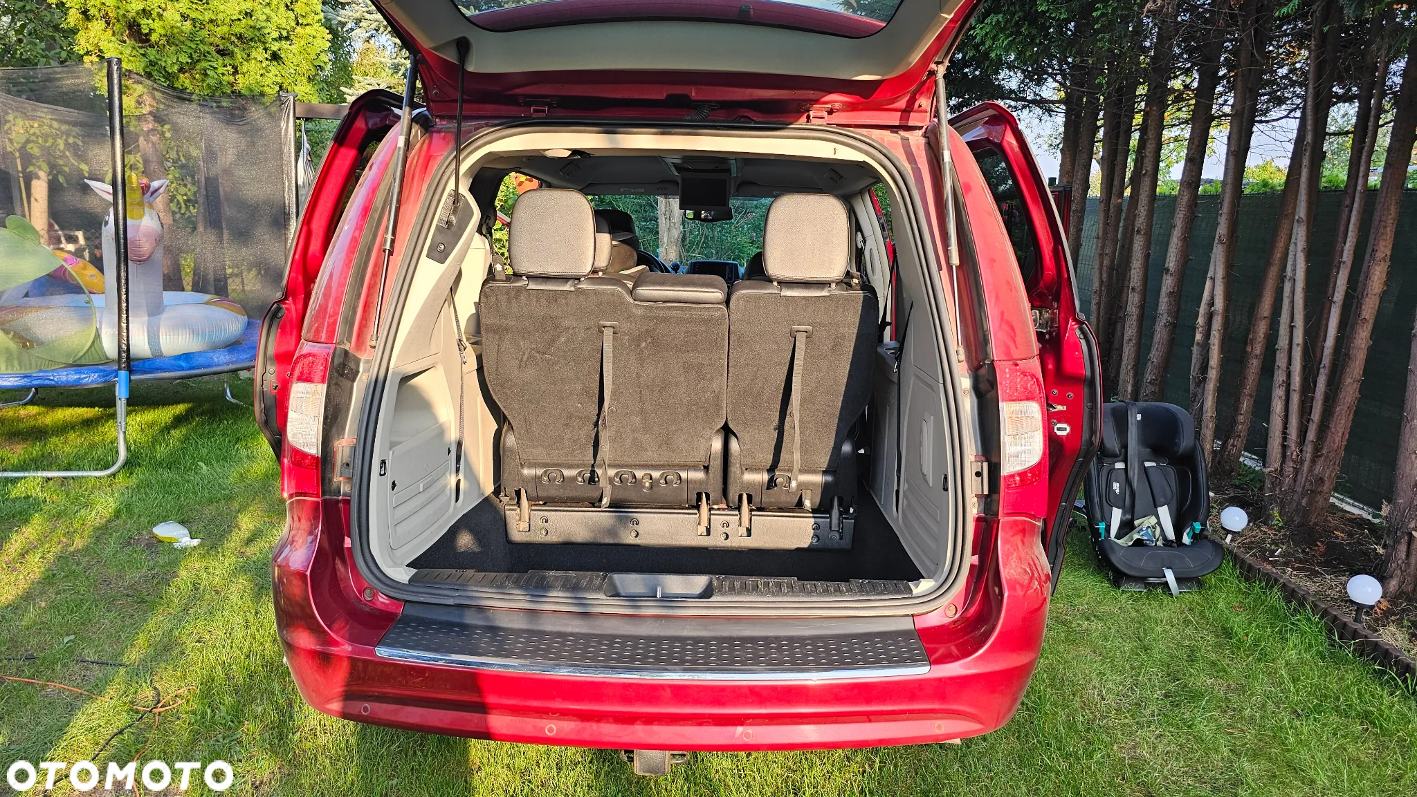 Chrysler Town & Country 3.6 Limited - 18