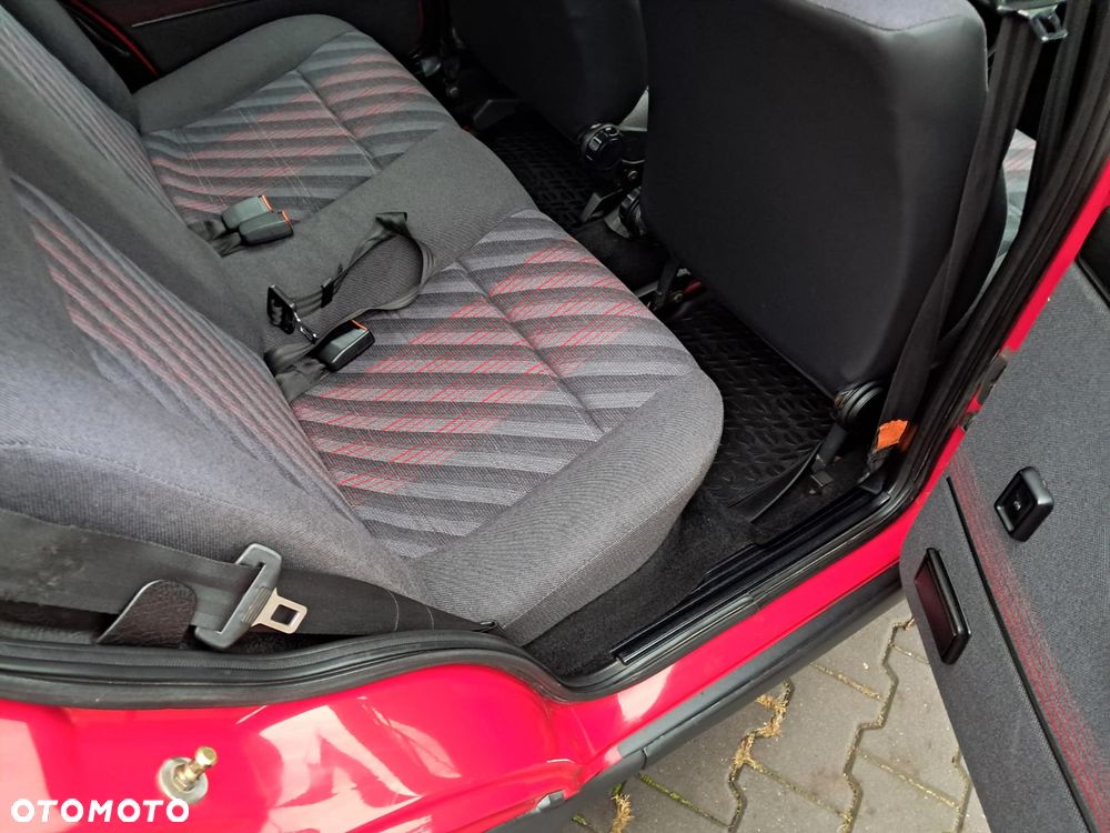 Volkswagen Golf 1.8 GTI - 24