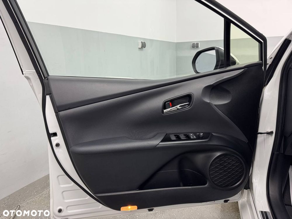 Toyota Prius 1.8 Hybrid Premium - 25