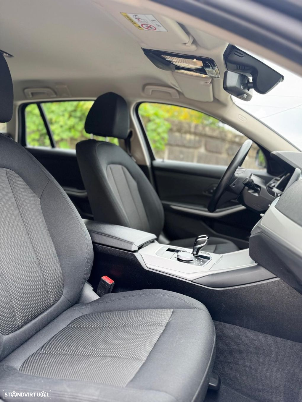 BMW 318 d Touring Line Sport Auto - 29
