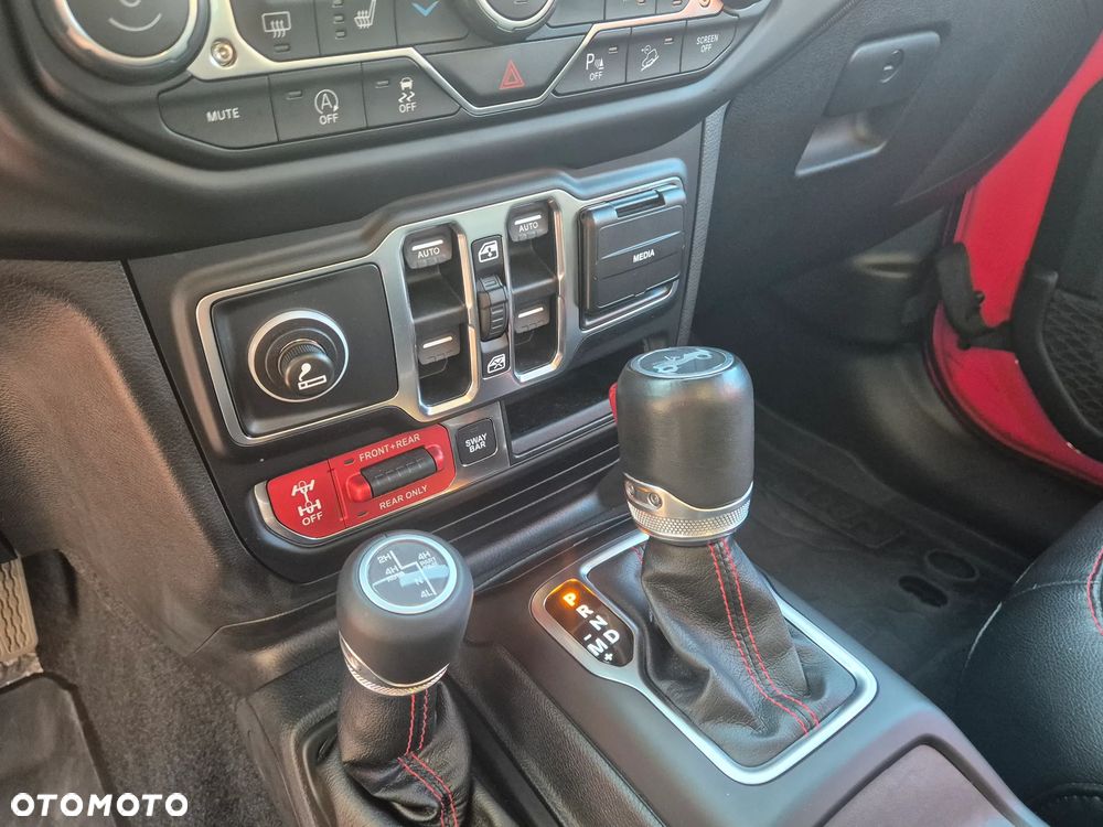 Jeep Wrangler 2.2 CRDi Hardtop AWD Automatik Rubicon - 32