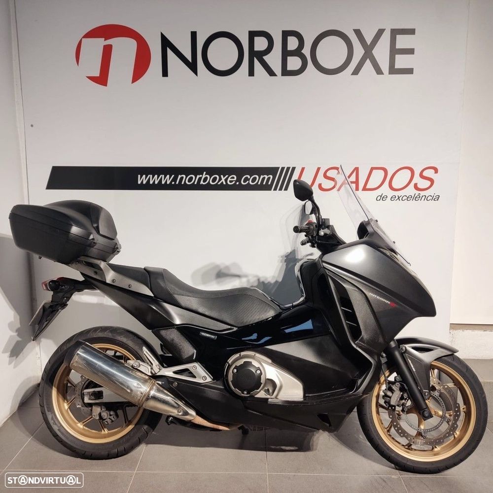 Honda Integra 700 - 2