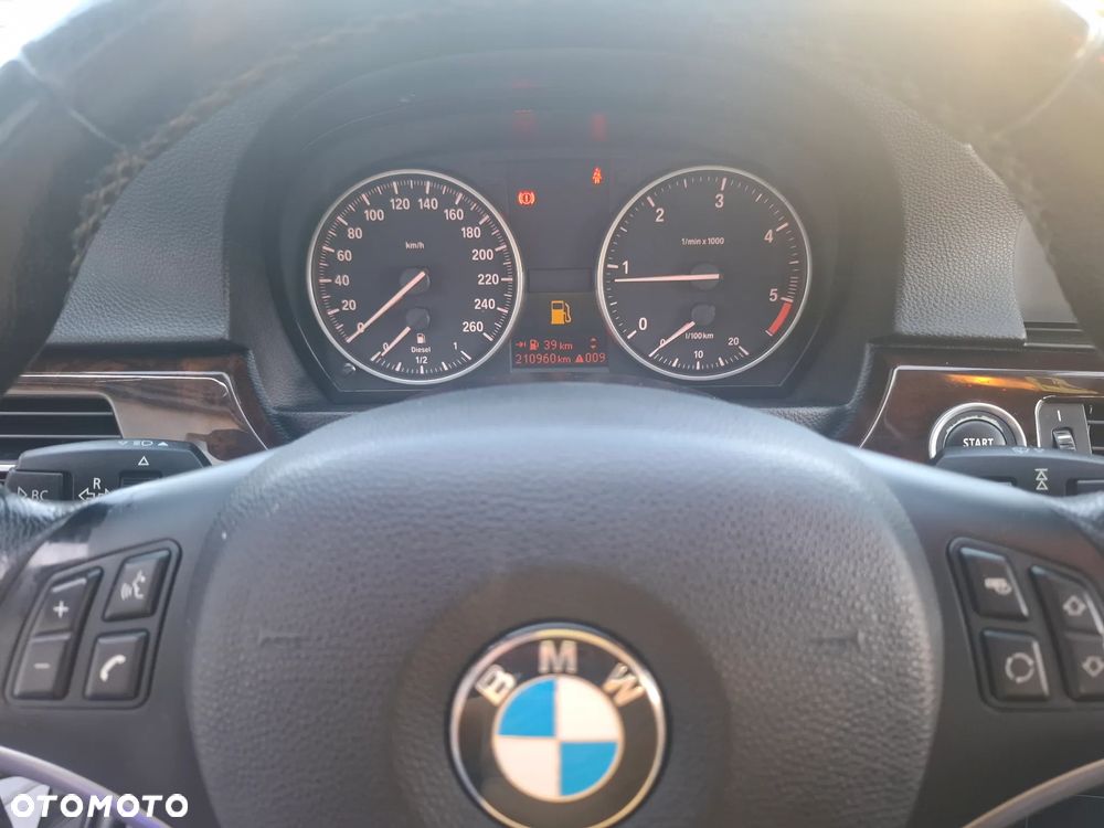 BMW Seria 3 320d xDrive - 16