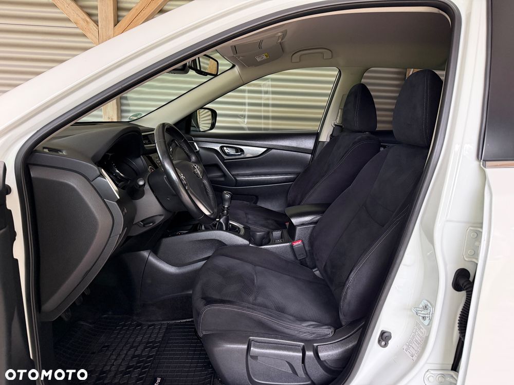 Nissan X-Trail 1.6 DIG-T N-Connecta - 27