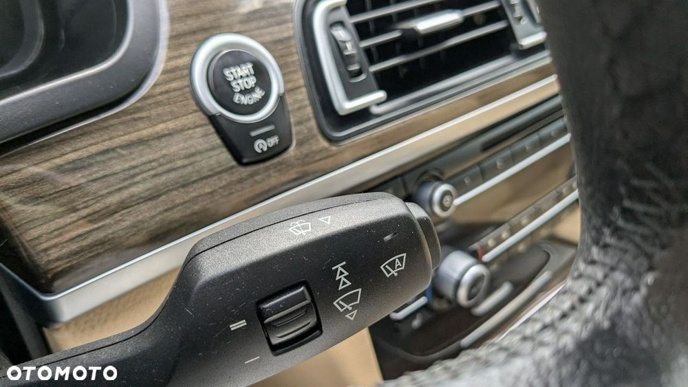 BMW Seria 7 730d Edition Exclusive - 35