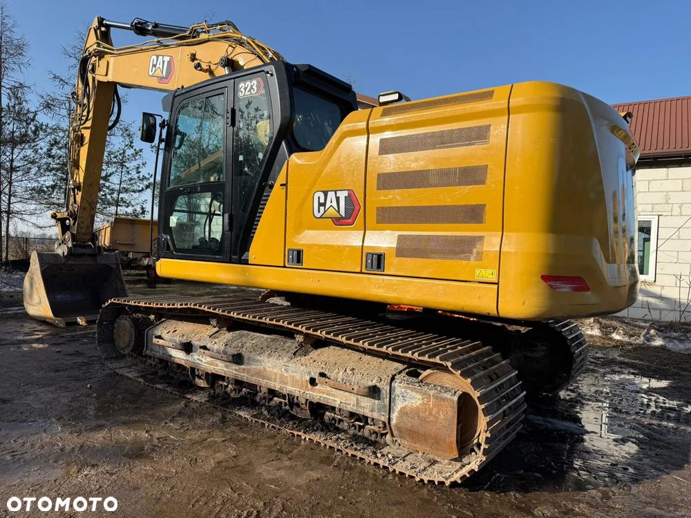Caterpillar 323 - 5