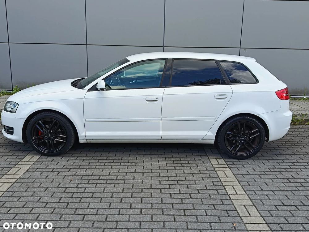 Audi A3 Sportback - 18