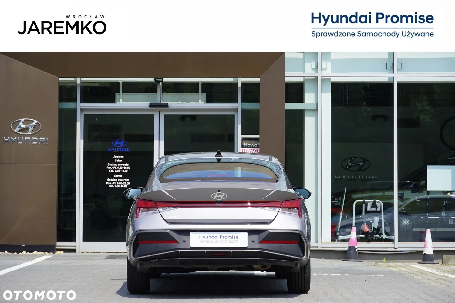 Hyundai Elantra 1.6 Modern CVT - 33